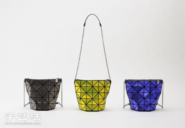 θBAO BAO ISSEY MIYAKE