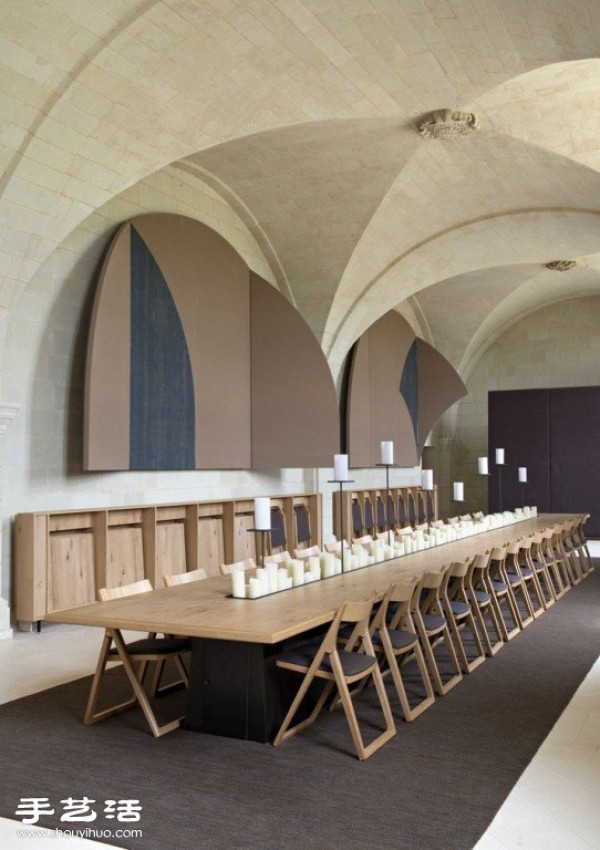 12޵ԺľƵFONTEVRAUD ABBEY