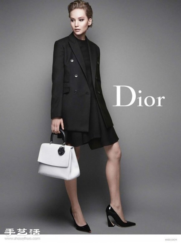 Jennifer LawrenceMiss Diorִ