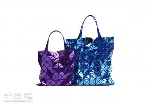 θBAO BAO ISSEY MIYAKE