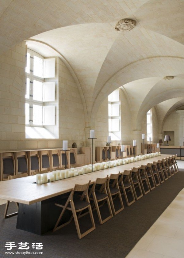 12޵ԺľƵFONTEVRAUD ABBEY