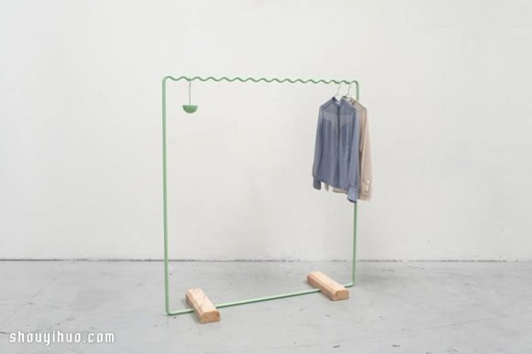 Clothing Rails ¼